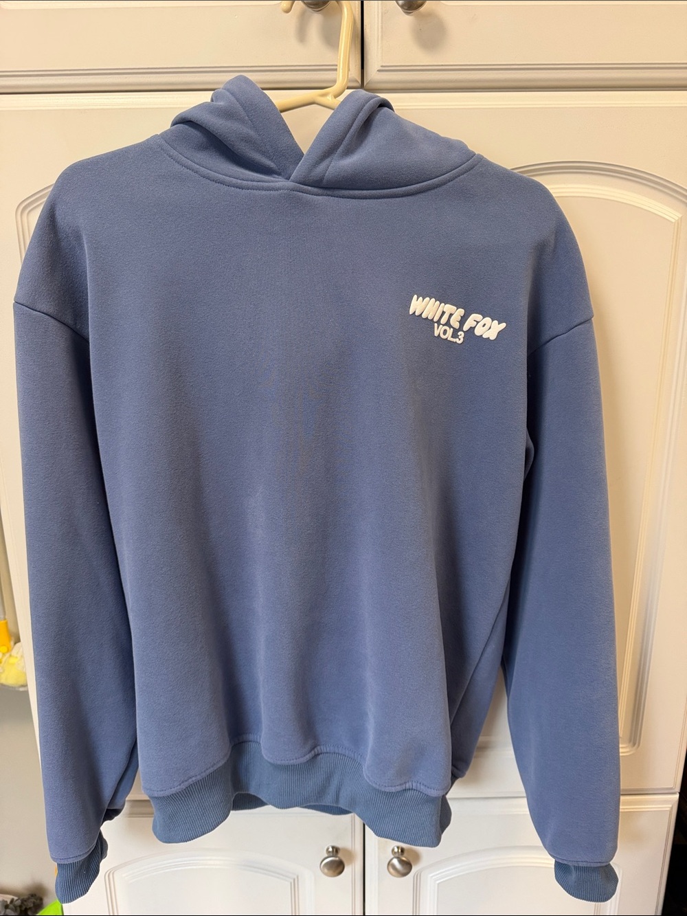 White Fox Vol.3 S/M Blue hoodie called “Off Stage hoodie Ocean” on their website
